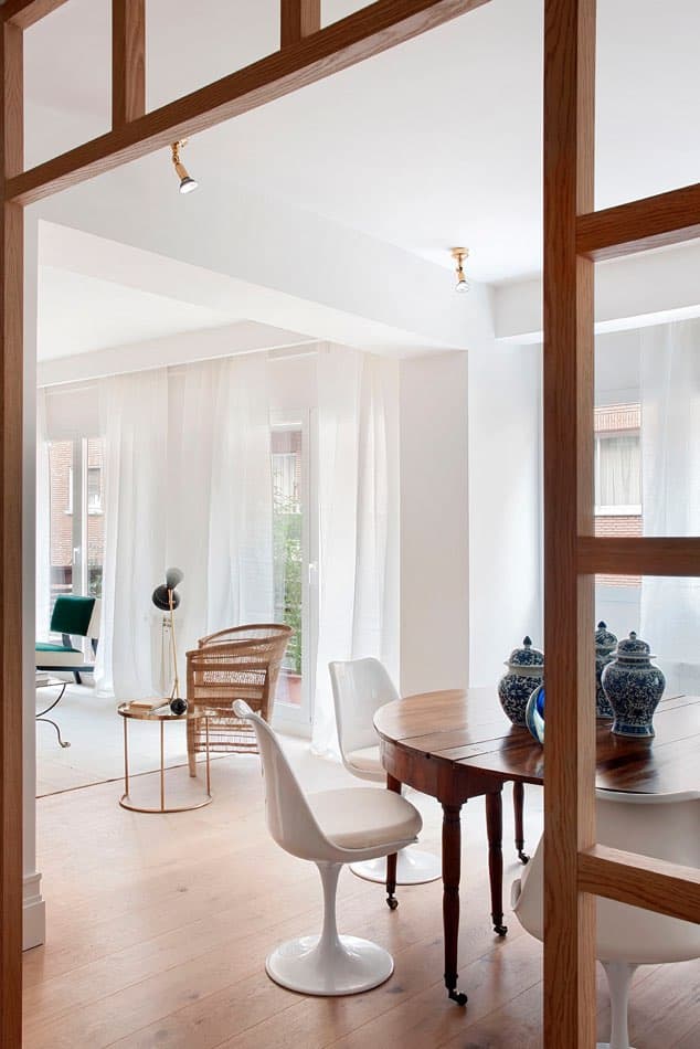 Estudio María Santos Reforma integral y decoración de vivienda minimalista Madrid salón